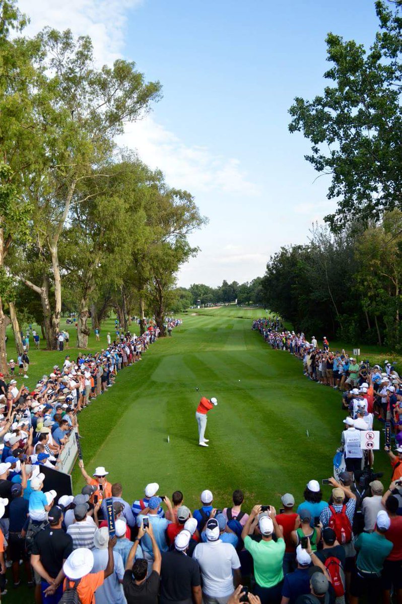 JasonGmur's tweet photo. What a day @GlendowerGC today #SAOpenGolf @McIlroyRory playing through the pain. #BMWSAOpen looking forward to the weekend! https://t.co/8XhRNrAv3G