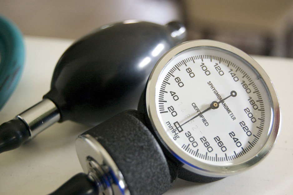 widemargins_mag's tweet photo. If you're uninsured, the scariest words you can hear are "payment is due at the time of service." https://t.co/krtimjKzvG https://t.co/Ce2NXxpywJ