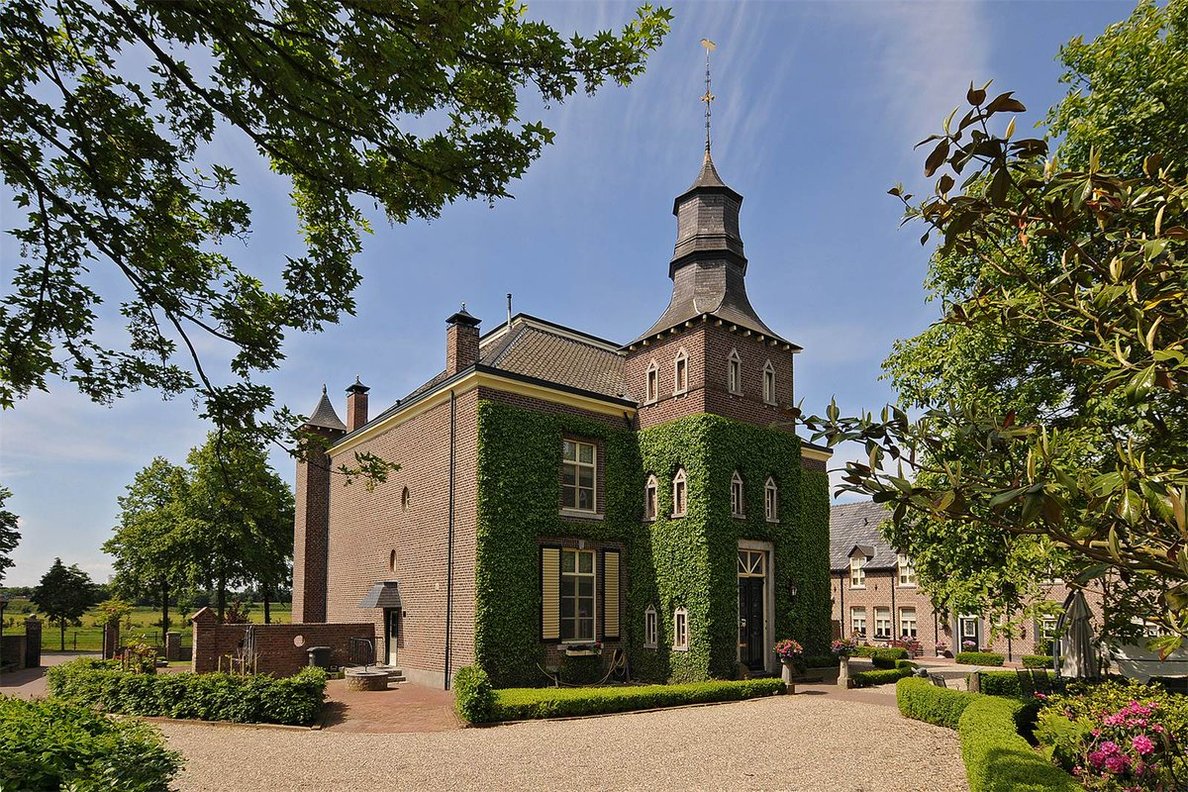 Extraordinary Property of the Day: Timeless Estate in Buggenum,  Limburg, Netherlands s.sir.com/2igq2x1