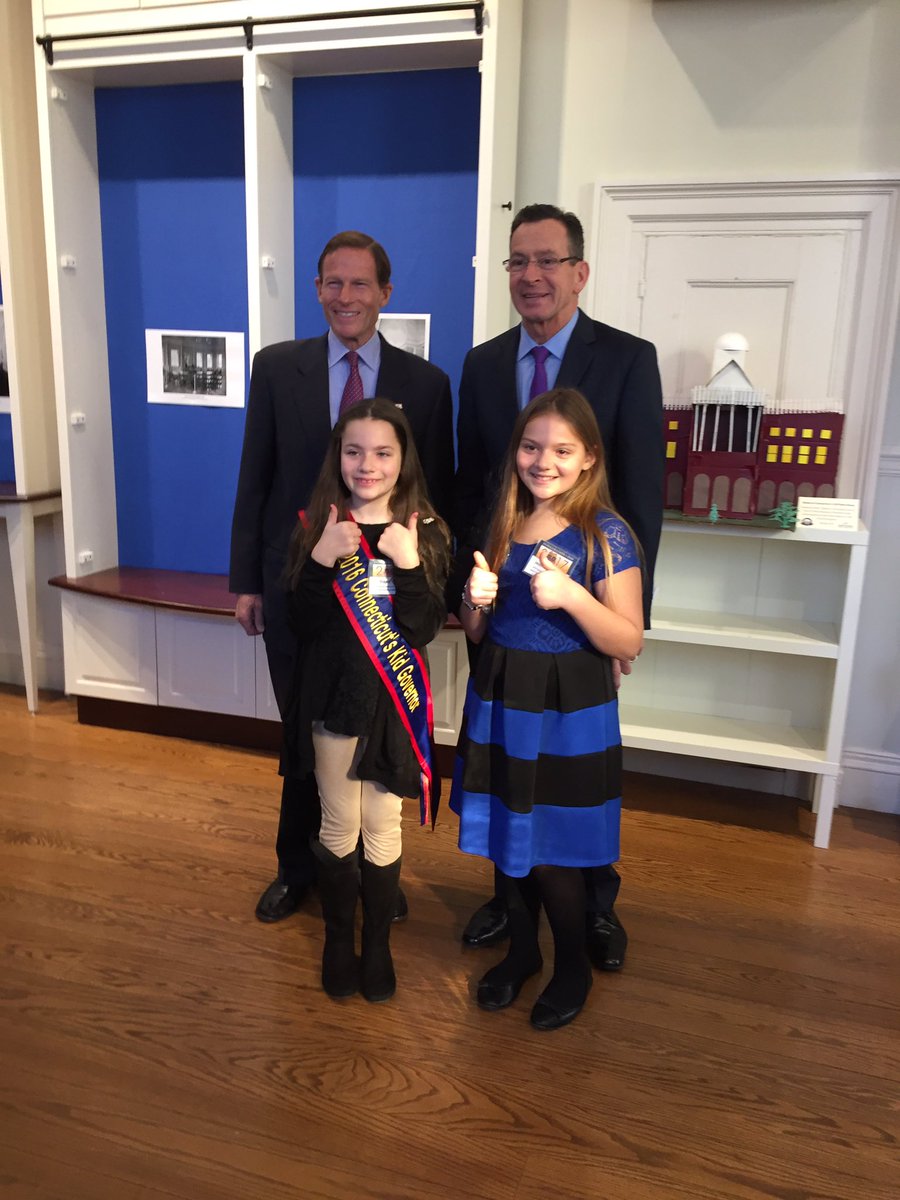Peaceful transfer of power under way for <a href="/CTKidGovernor/">Connecticut's Kid Governor®</a> #InaugurationDay #studentvoice