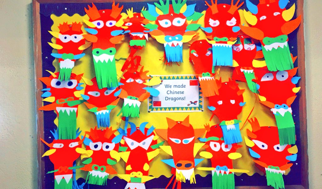 barnashronens's tweet photo. We survived the first week back! The senior room are learning about China 🇨🇳and made these dragons😊👍🏻🐊👩🏼‍🎨👨🏼‍🎨 https://t.co/ON8J377xE7
