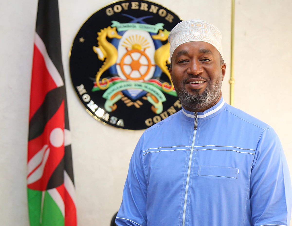 MayiengaFm's tweet photo. #NEWSFLASH :
Mombasa Governor @HassanAliJoho being detained at Urban Police Station Mombasa on unknown reasons. #johosecurity https://t.co/9HE7PrE5pL