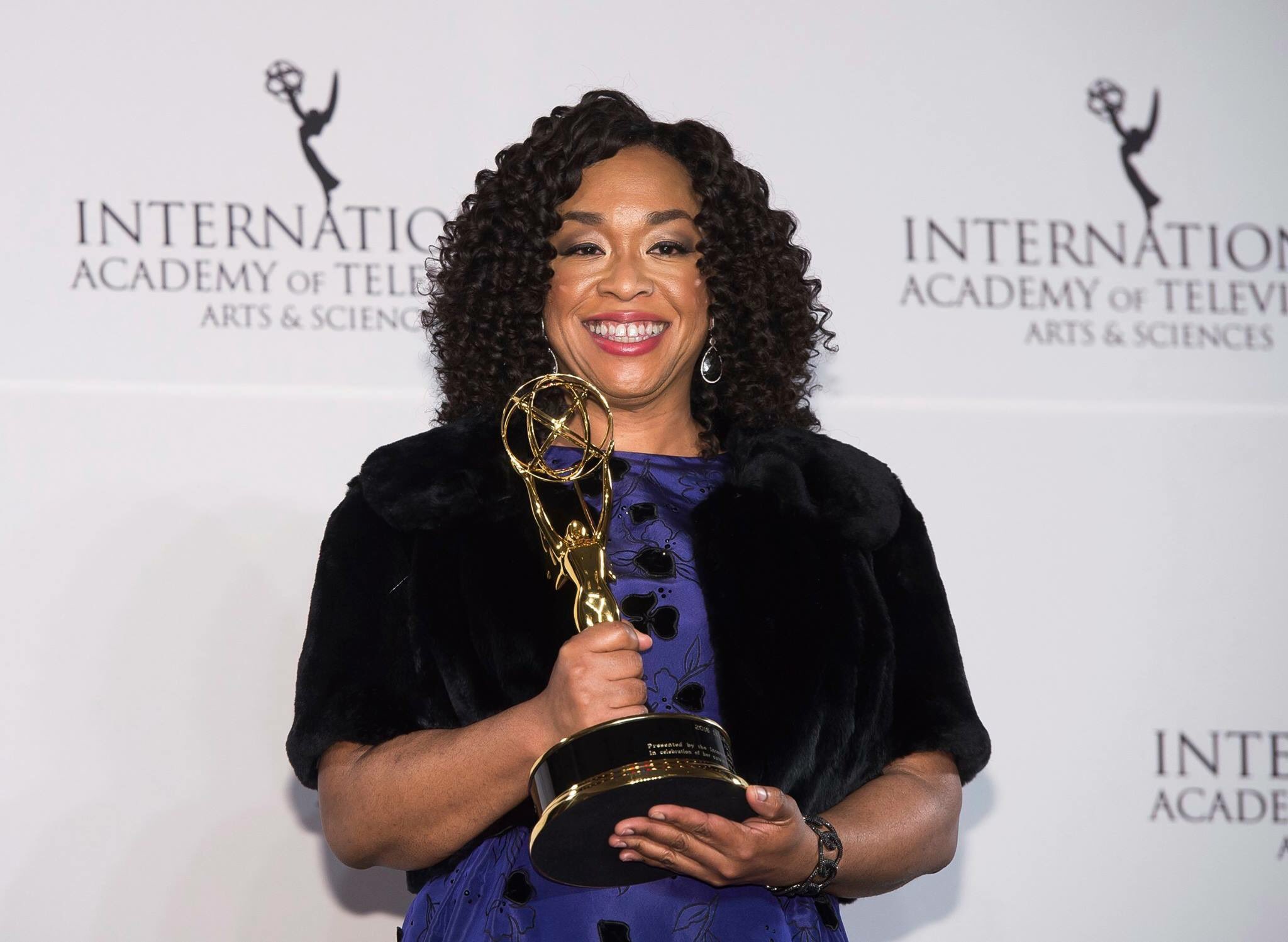 Screenwriter Shonda Rhimes\ birthday is today. She turns 47 today. Happy birthday Shonda! 