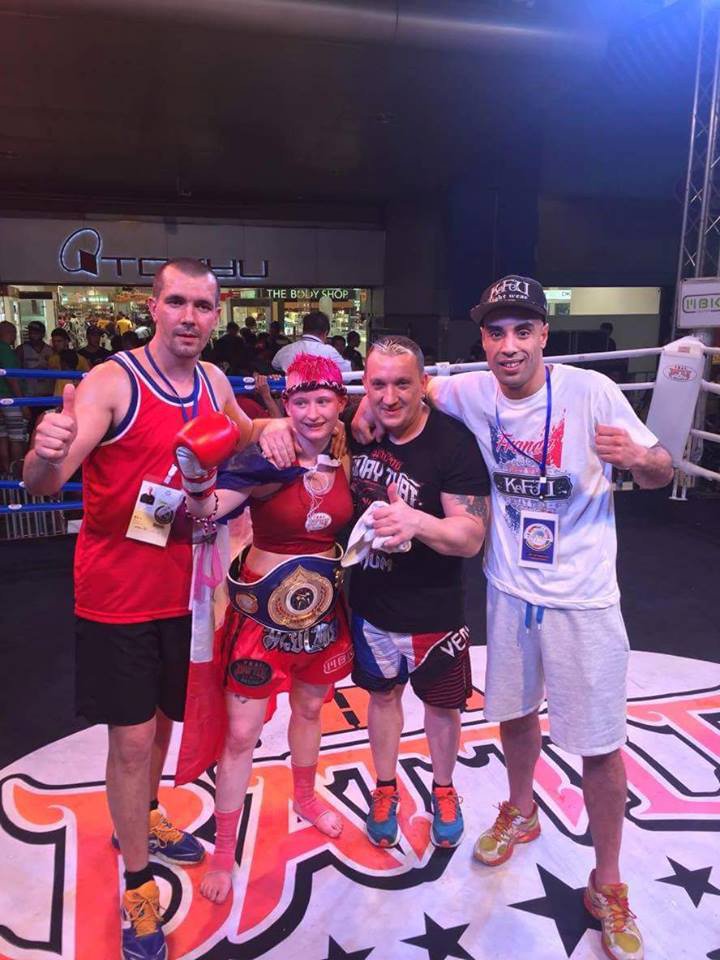 FedeReves's tweet photo. Soutenez Cindy Silvestre, #Championne du Monde #muaythai #boxethai, à la quête d'un nouveau titre https://t.co/L9gk7dECEj https://t.co/5Wl4MxT4oN