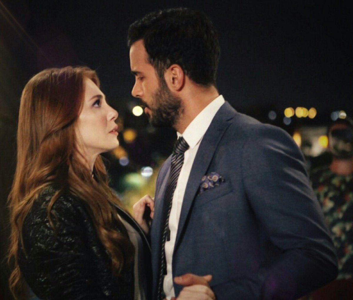 aybayilcamsimdi's tweet photo. Zaman ❤⏳ #mucizegibi https://t.co/W3ndYQYukE