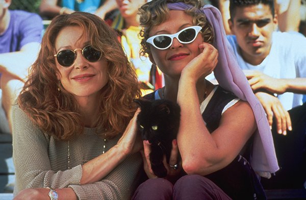 PictureBoxFilms's tweet image. Ultimate 90s style with SABRINA THE TEENAGE WITCH, 1996