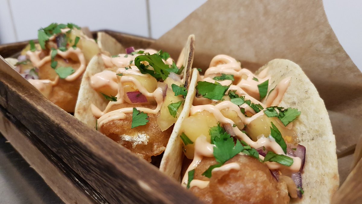 CraftSburyArms's tweet photo. New food offer every Friday and Saturday! This week Baja Fish Tacos! https://t.co/C8crBnHGDP https://t.co/Cgqtb5eva1