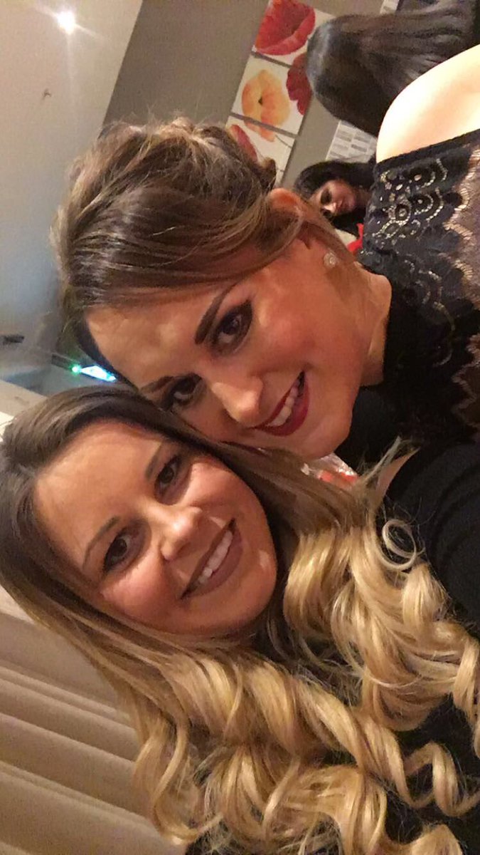Candyox's tweet photo. Happy Birthday @KarenWinson You Don't Look A Day Over 25 😉 ... Hope You Have A Lovely Day 😘❤xxxxxxxx https://t.co/l9igsx1PeH