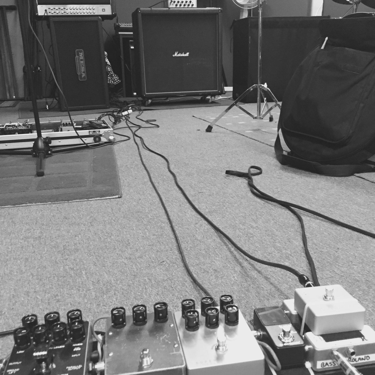 MGJuggernaut's tweet photo. Unleash the beast! @Darkglassgear @GusGuitarsUK #DarkFight #SuperSymmetry #B7K #M900 https://t.co/blSUGAmvPl