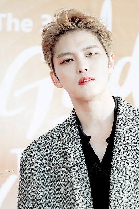 sheracassiopeia's tweet photo. The God of Face ❤ #김재중 https://t.co/oY1E46BYcL