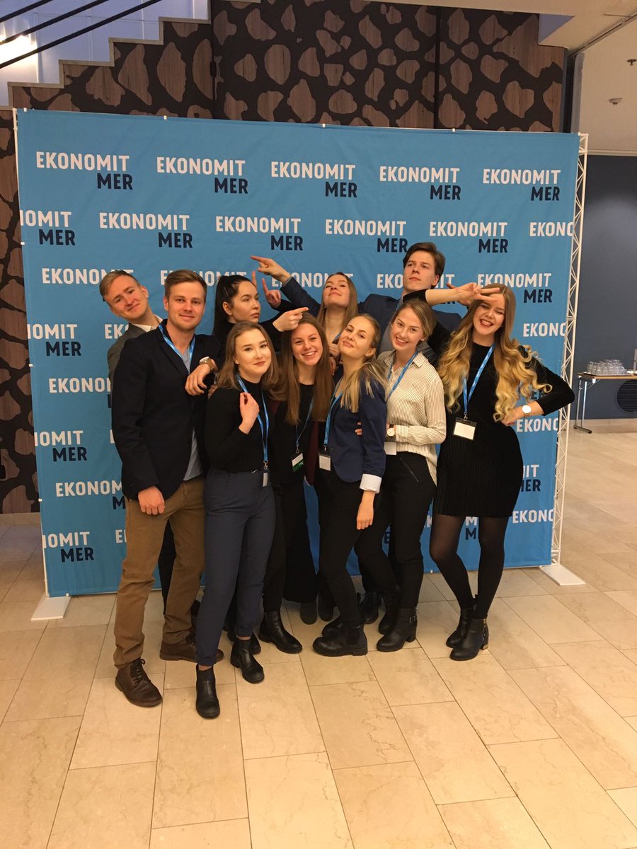 ProbbaRy's tweet image. Probbalicious 🍏💥 @SuomenEkonomit #intro2017