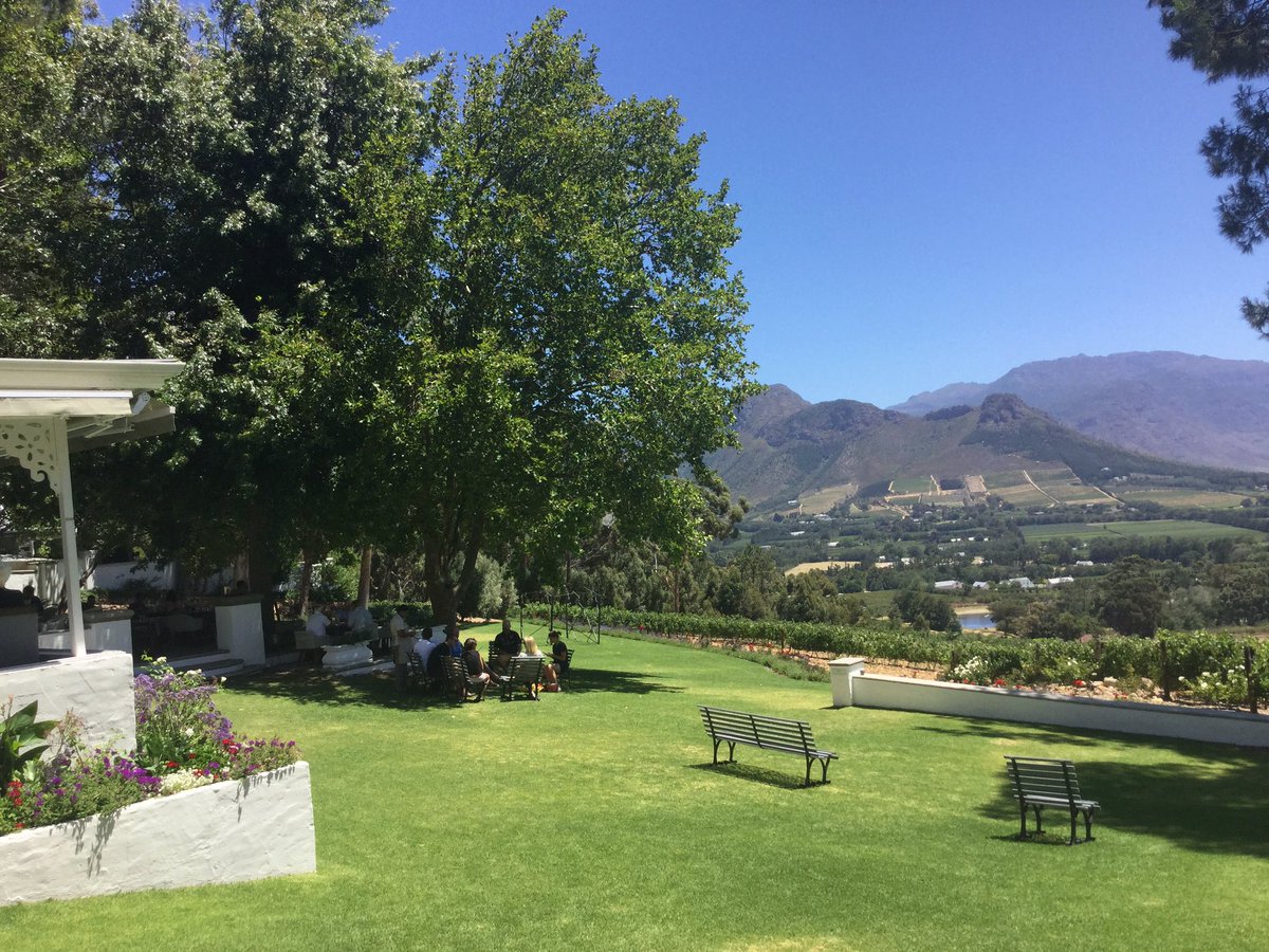 Benmatt1007's tweet photo. At La Petit Ferme in Franschoek very open menu with an amazing view https://t.co/6hvtGUlHZ6