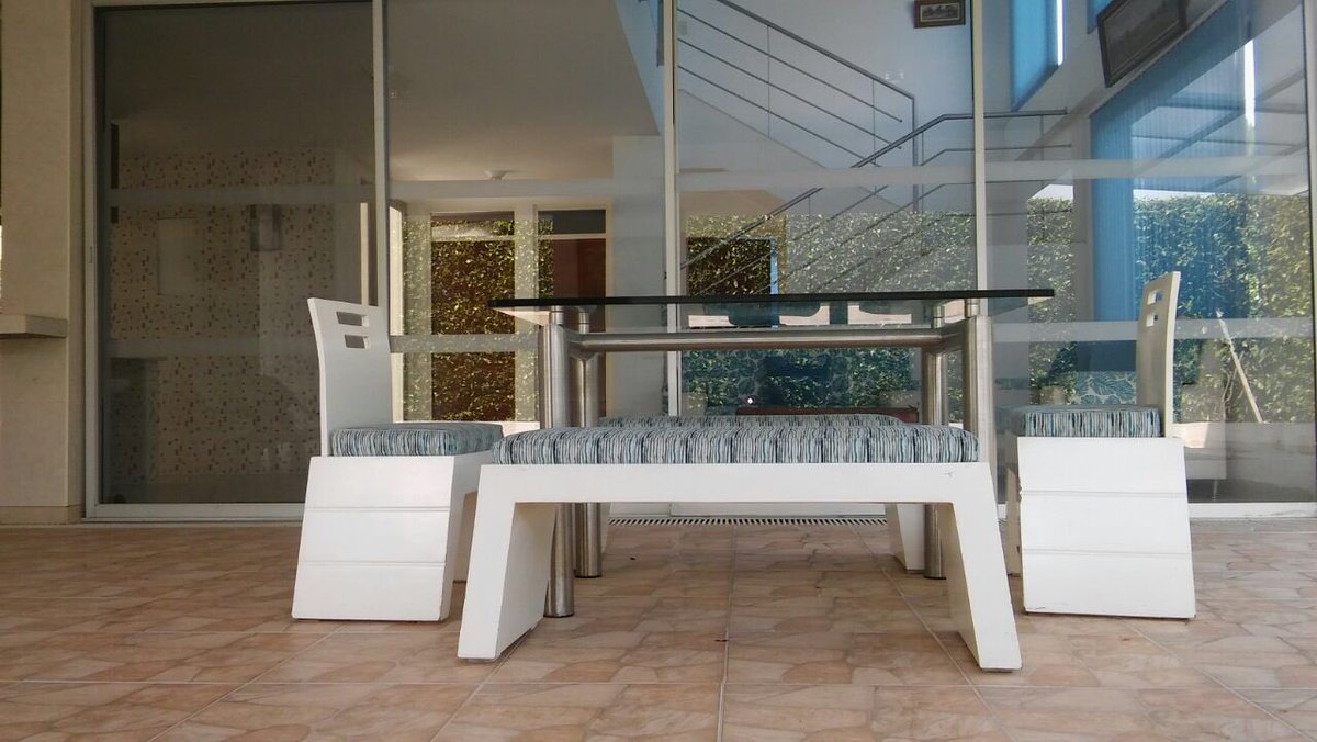 FincasAnapoima's tweet photo. En Conjunto Cerrado, piscina privada,4 habitaciones. $ 650.000.000 https://t.co/GlLXu2z9cP