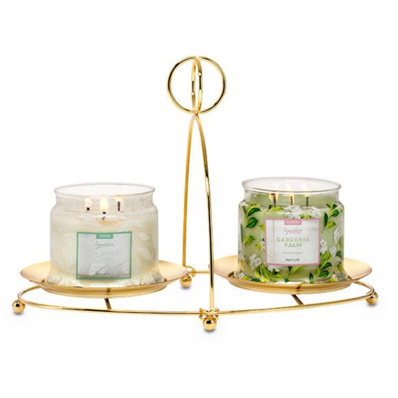 nics_wicks's tweet photo. Create your own personal #fragrance by burning 2 Signature seasonal jar #candles together!
#FragranceFriday https://t.co/9byGfshoKh https://t.co/fbrEfvCptA