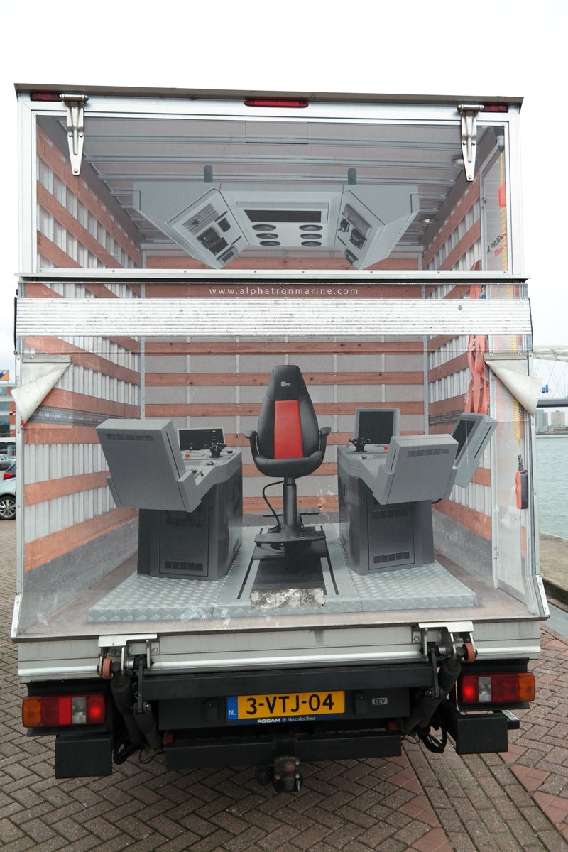 "Bridge on wheels" <a href="/AlphatronPR/">JRC/Alphatron Marine</a> #HoenderopBV