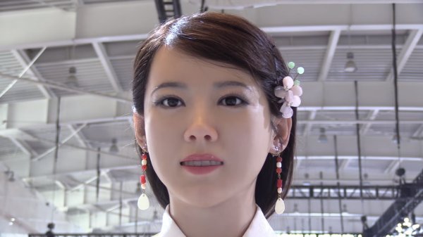 Китайский робот Jia Jia приобретает большую реалистичность и интеллектуальные способности

Китайский фотореалистичный робот Jia Jia появи...