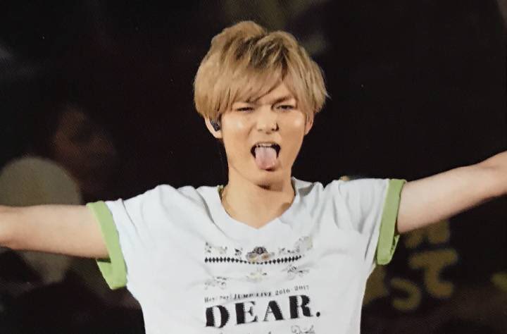 cam_ybin's tweet photo. 🤑😛😝😜 https://t.co/FIAoWzuCUU