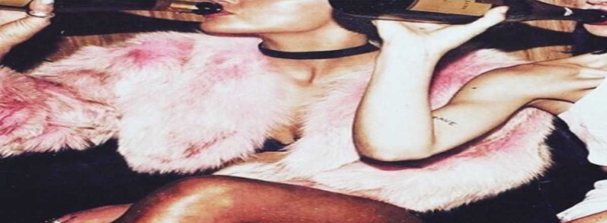 OnTopLDN's tweet photo. Join clubby cocktail lounge Strawberry Moons for 50% off + dance floor, terrace &amp; DJs🍸https://t.co/u1FMvSkWG8 👯 @JessicaWolf_x https://t.co/g3SdRJjofa
