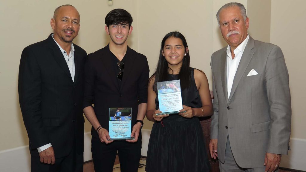 Adrianadiaz Hashtag On Twitter