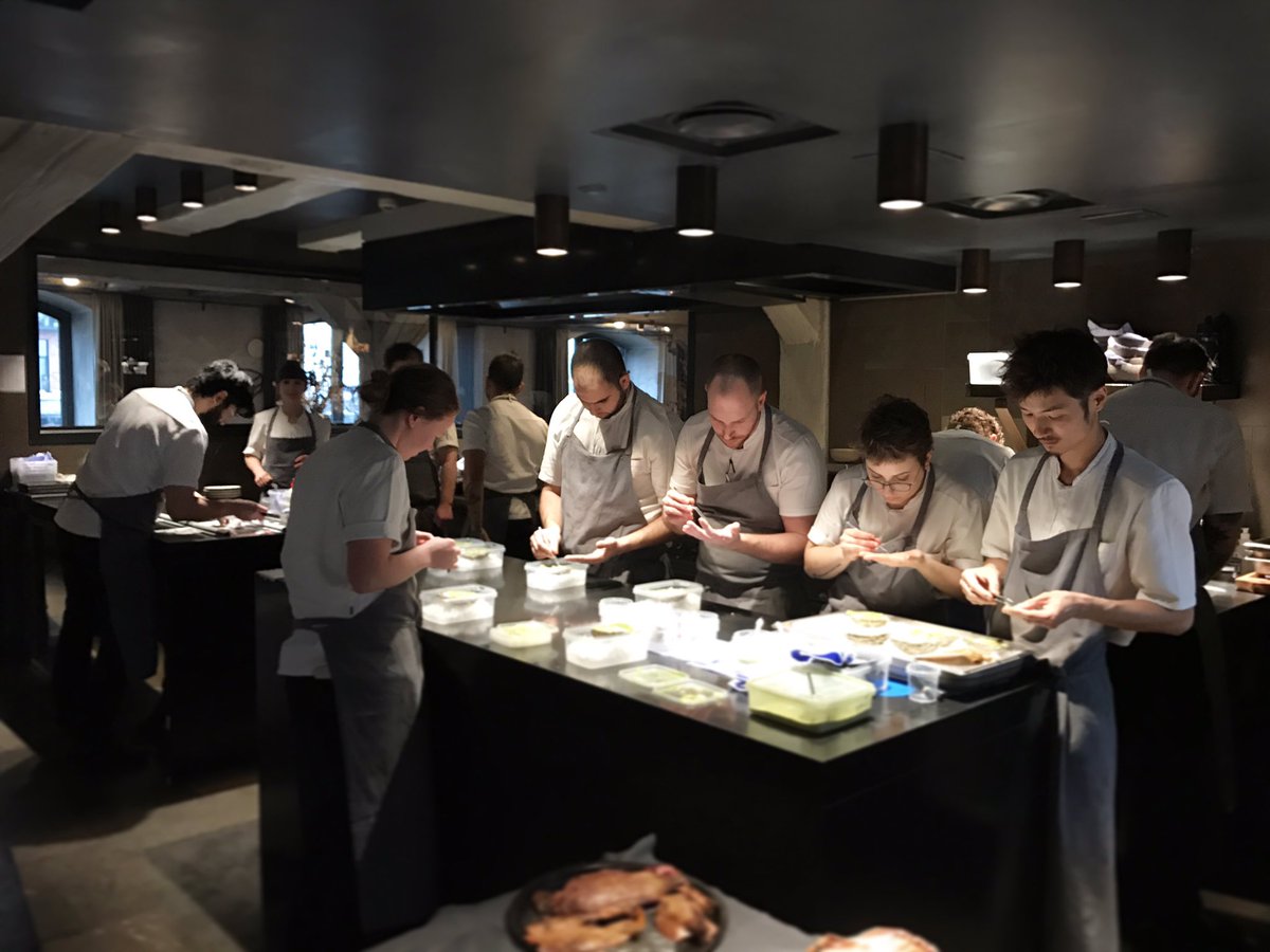 Friday lunch service! 👊🏻