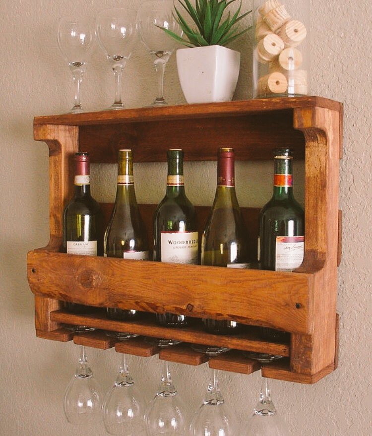 Pallet wood wine rack
