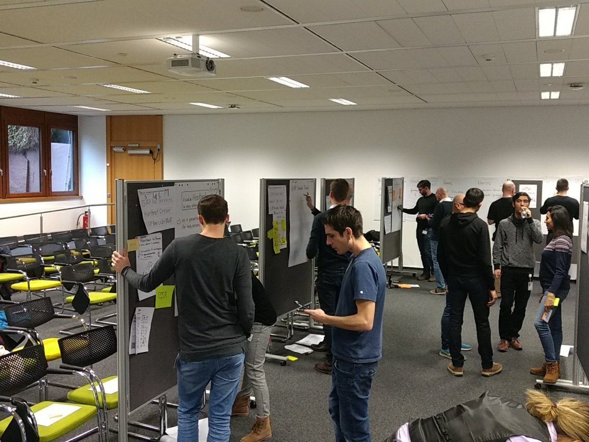 jkkansal1987's tweet image. Great to see participants doing business #sketching at #SAPLearnHackPlay #sitwdf