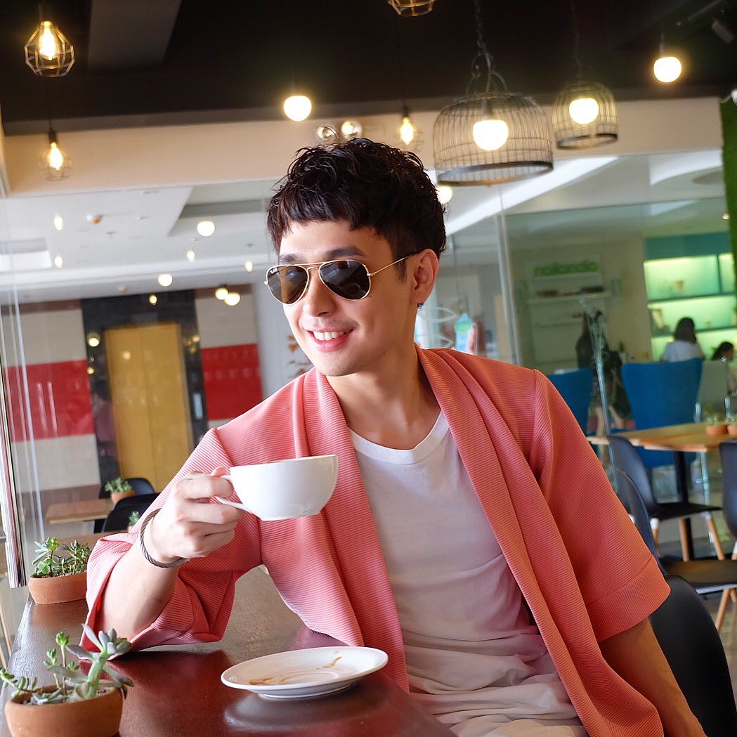 FifthSolomon's tweet photo. Follow my instagram: https://t.co/DQ4NttmgRk 😀❤ https://t.co/7vX8ChAb3N