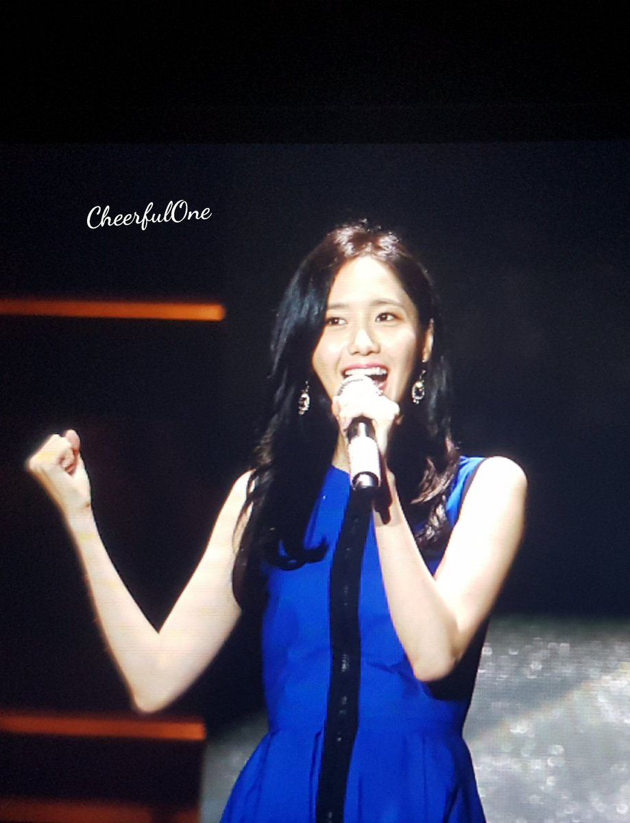 [PIC][13-01-2017]YoonA khởi hành đi Đài Loan để tham dự "THE K2 FANMEETING with YOONA in Taiwan" vào hôm nay C2DlgY5UUAEWVLW