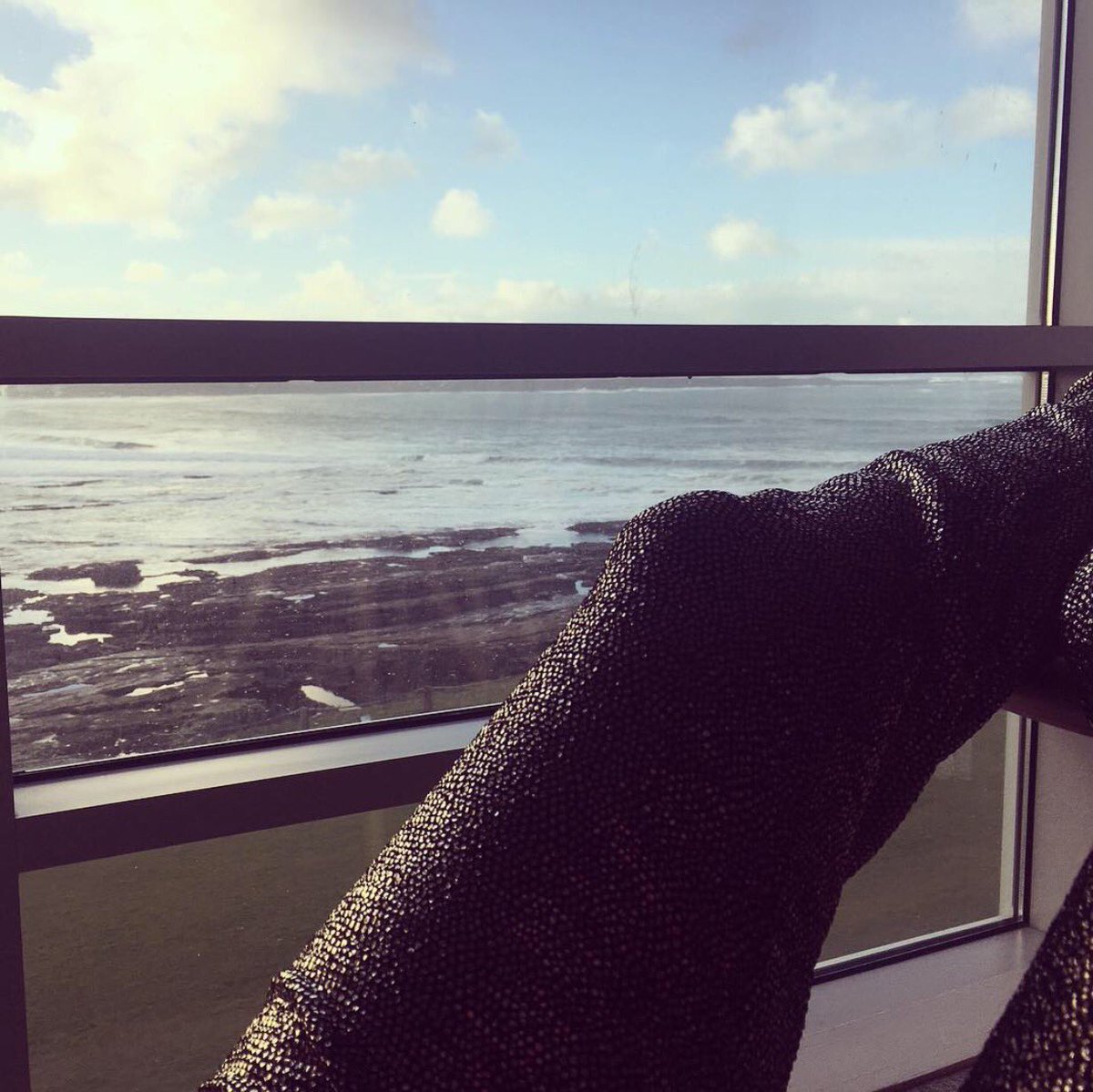 AoifeRhattigan's tweet photo. #seaviews and sparkly pants, hard work this social media-ing! #wildatlanticway #restlessdesign #goldpants #belessordinary #interiordesign https://t.co/2lEZrL6zXU