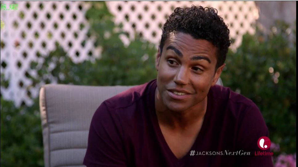 MJsLoveSlave's tweet photo. You know I love TJ in that maroon shirt, so here we go! #TitoJoeFriday #Cheekbones #UndercoverModel π€ https://t.co/NUdn1mteDT
