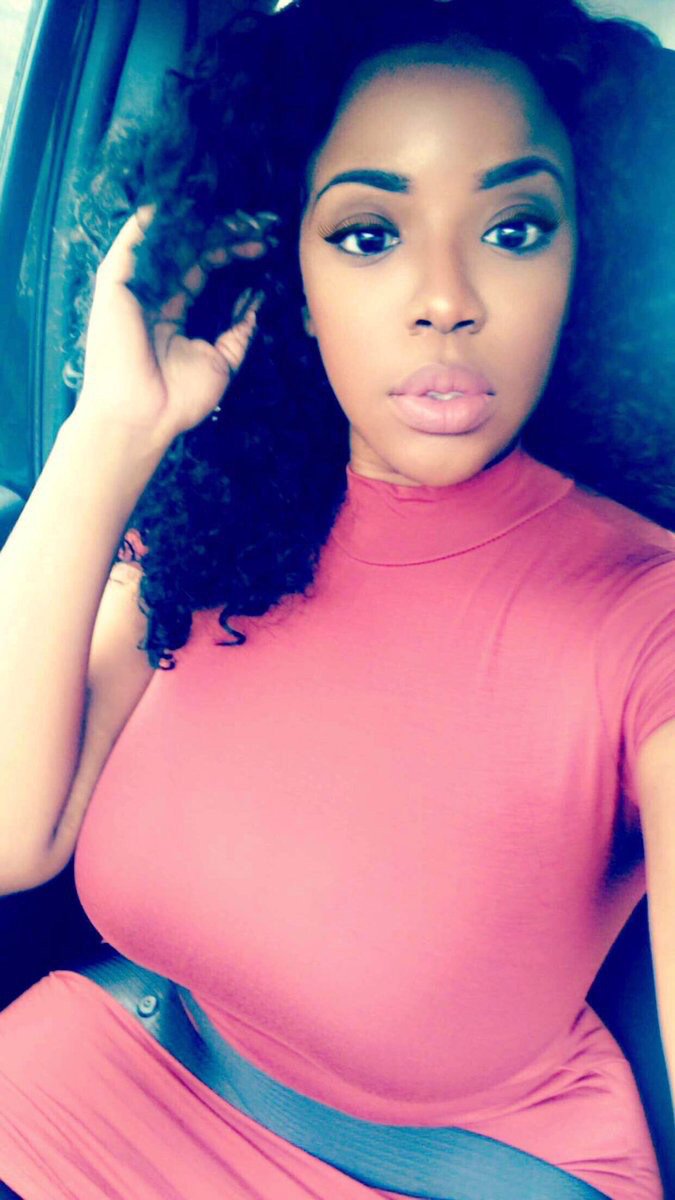 izzy_starks's tweet photo. It's pay day 🐷 #pinkforcashpigs send me blessings in form of cash because it was what you were made to do @ebonydompromos @myrtslave @RTpig https://t.co/7wu36HanDZ