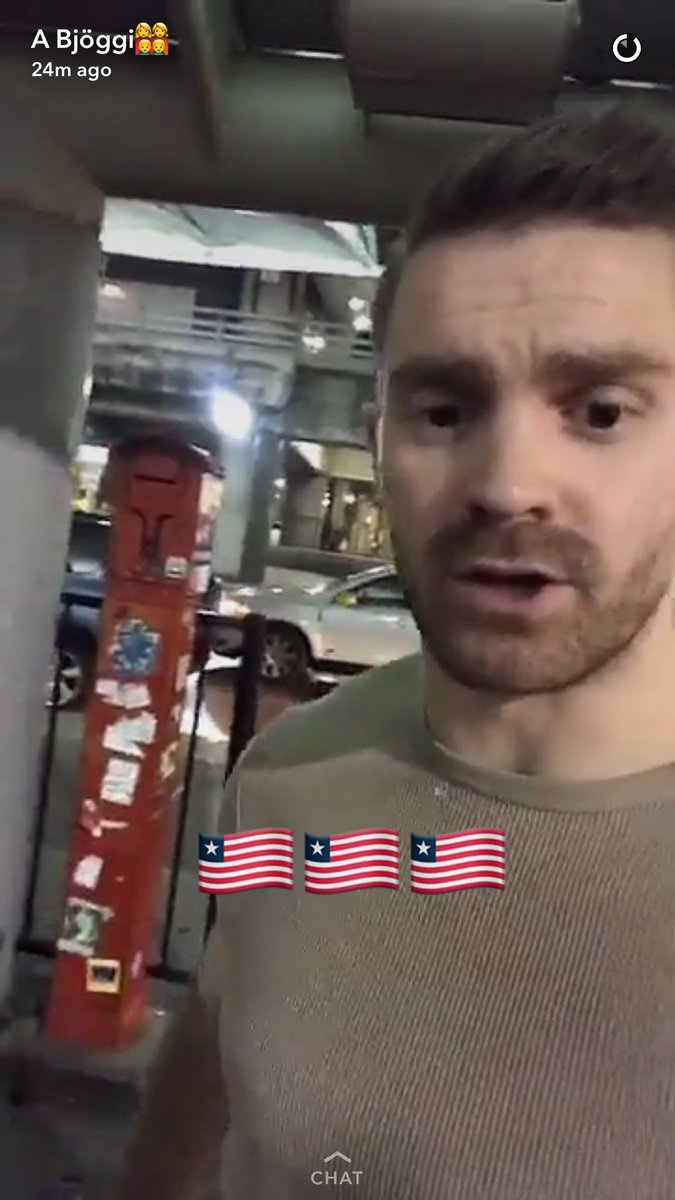 Bróðir minn fór til Bandaríkjanna í gær. Geggjaður.🇺🇸🇺🇸🇺🇸