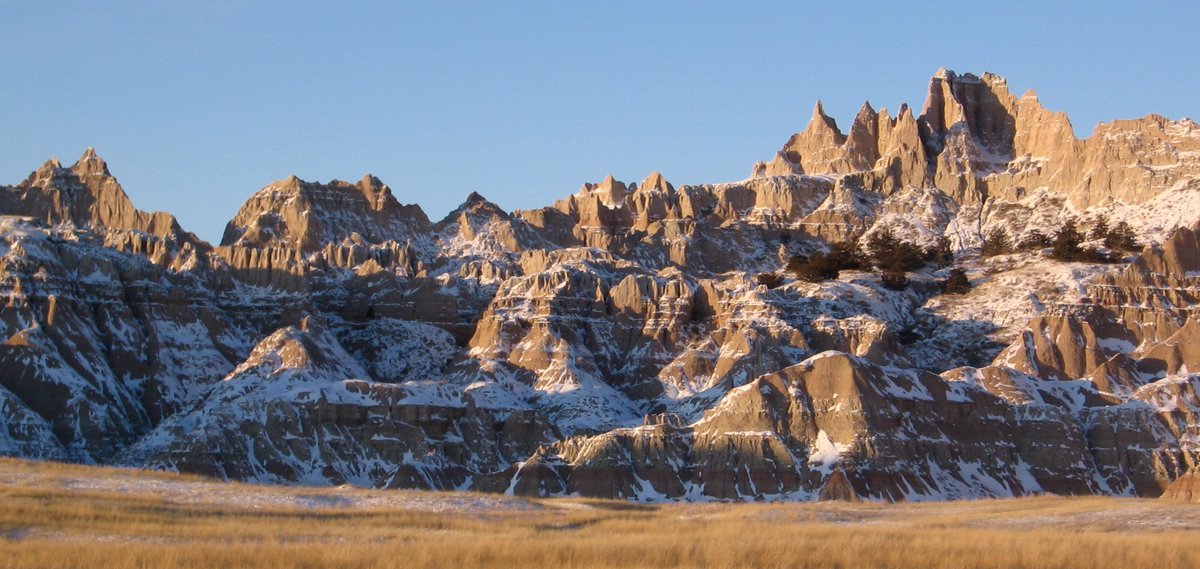 BadlandsNPS's tweet photo. "No snowflake ever falls in the wrong place." Zen proverb #findyourpark https://t.co/KM6RODZeI7
