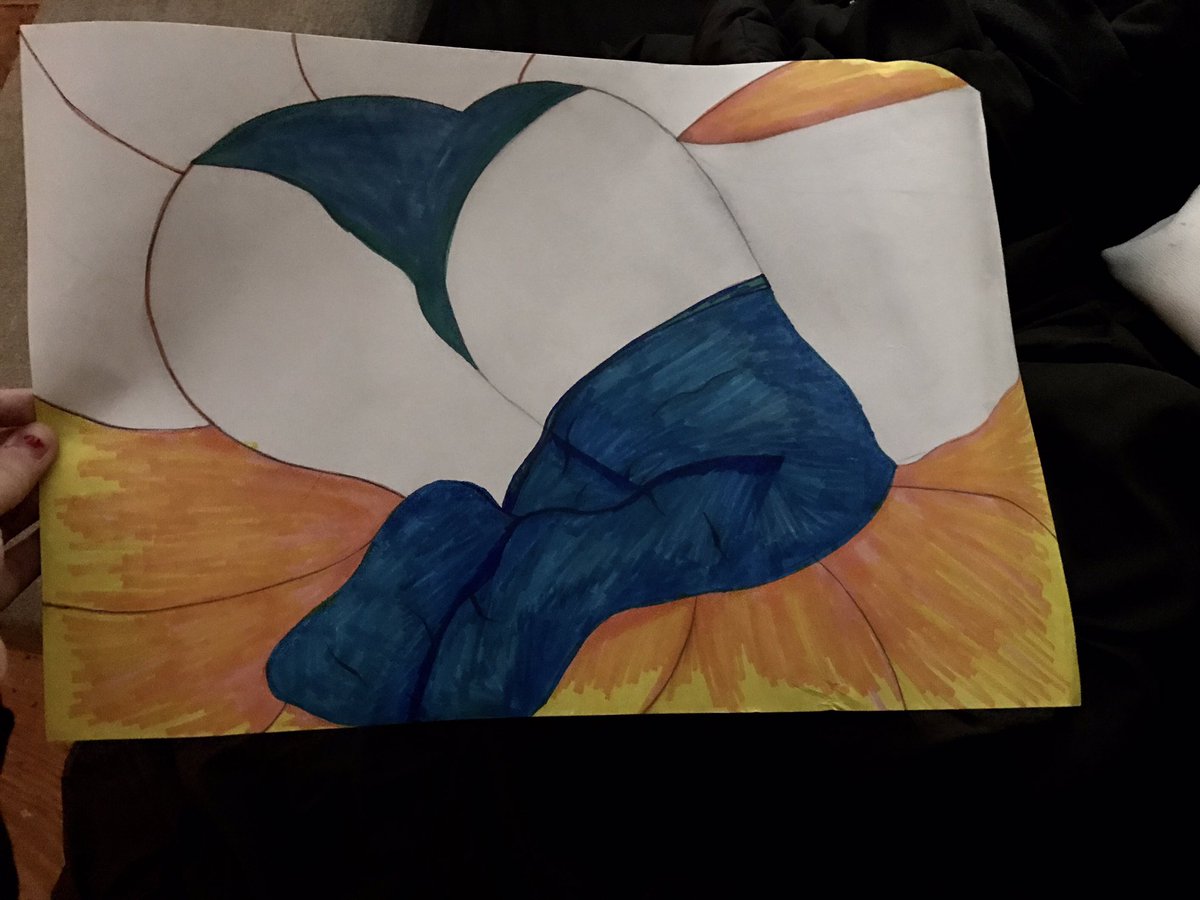 rmfinaz's tweet photo. Look at my ass! It's not done yet but I like it so far😍 #booty #phatass #fatass #sharpie #sharpiedrawing @sharpie https://t.co/R4JazhL5Gs