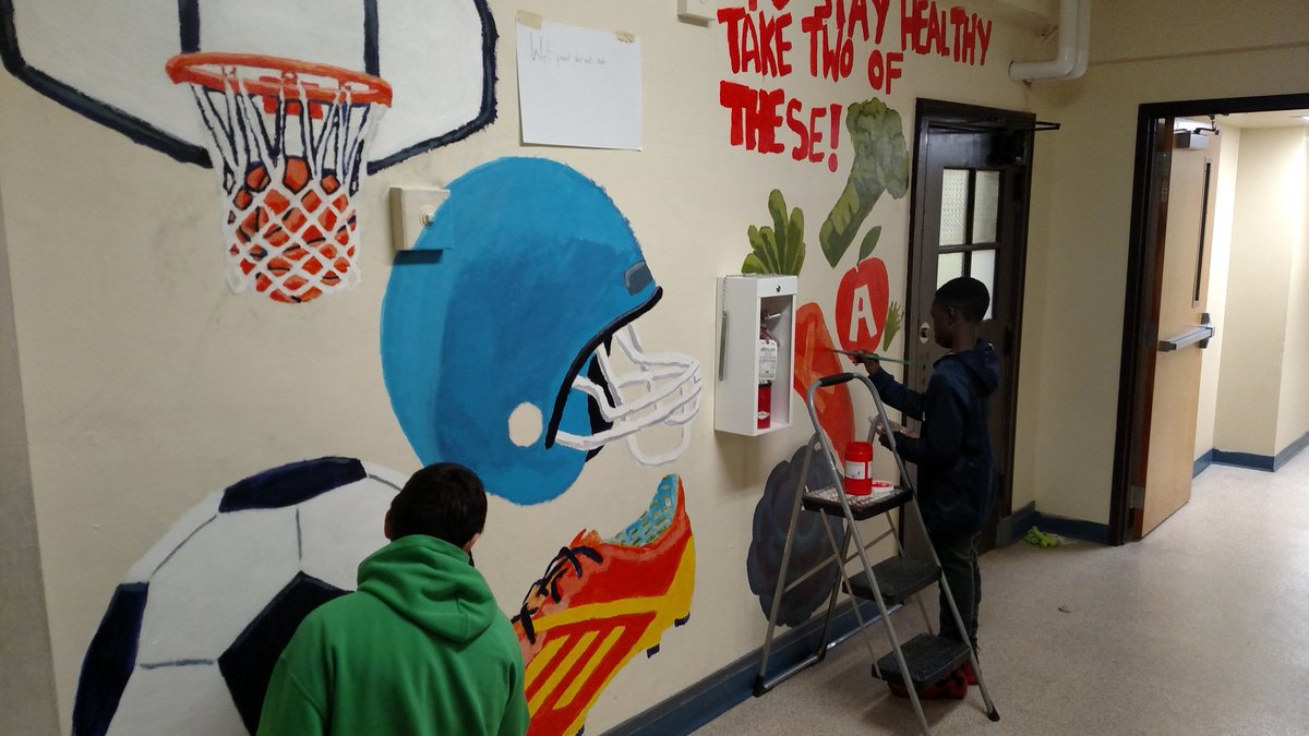 centerdaveleone's tweet photo. KCIA art club painting a mural in school for all to enjoy. Great job!!!! https://t.co/j8r0ULNgIf