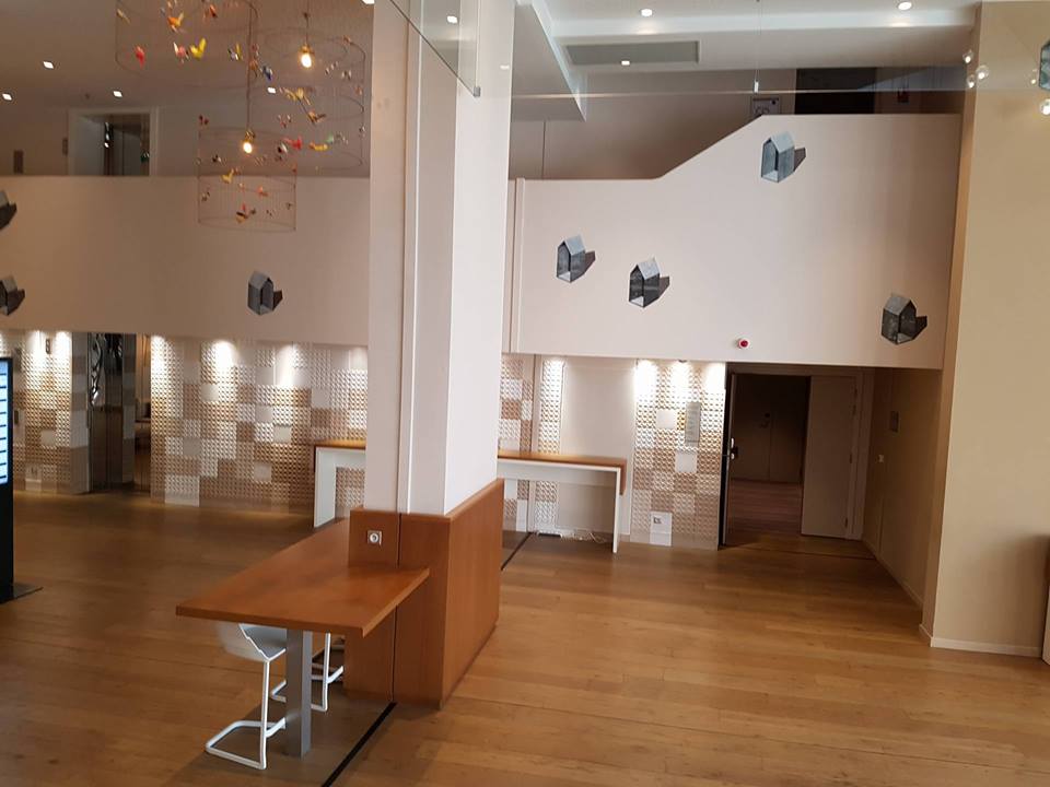 PACkAEvent's tweet photo. Autre interview aujourd'hui avec la team @DormirenPACA, avec l'@HOTELRENAISSANC à Aix-en-Provence ! Découverte des lieux, questions... https://t.co/OtDLWMSjgk