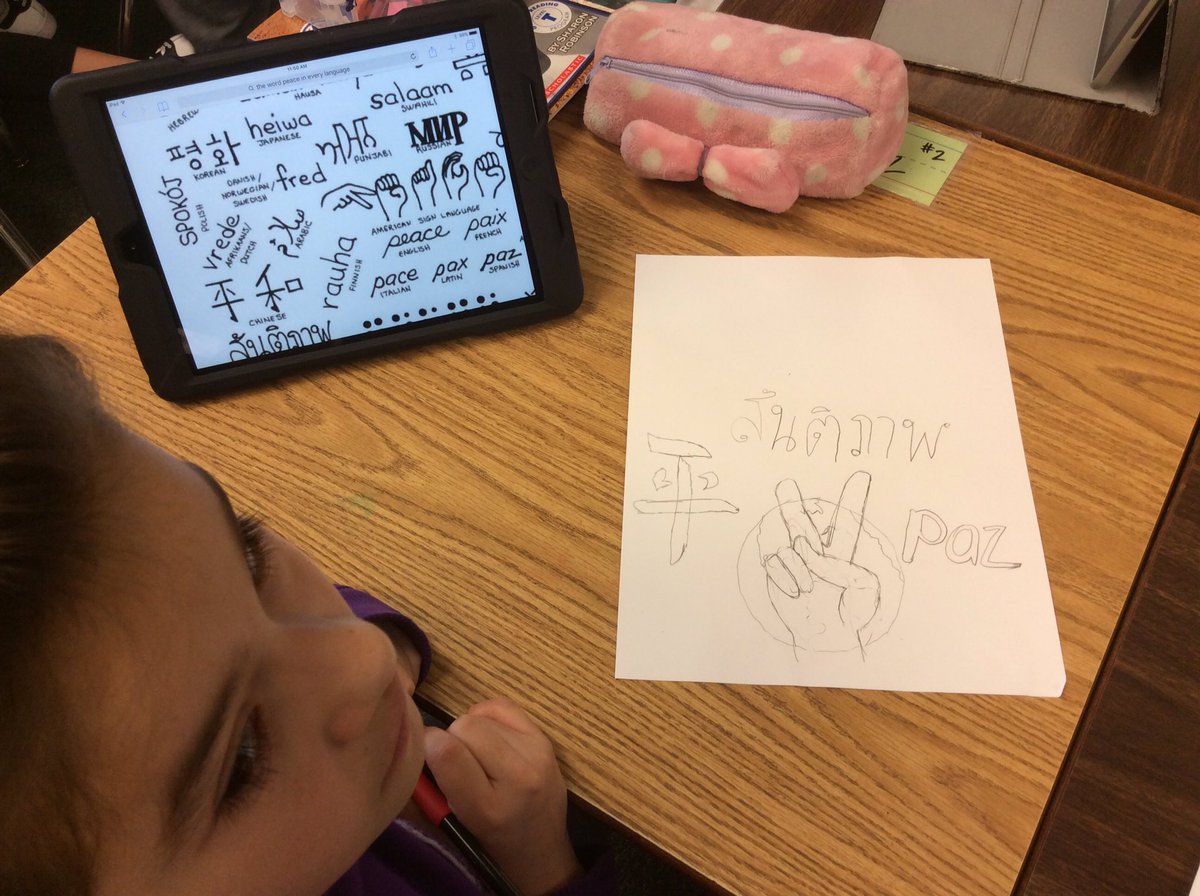 room19pandas's tweet image. Inspiring activists! Comparing/contrasting MLK &amp;amp; Ghandi, watching MLK&apos;s &quot;I have a dream speech&quot; &amp;amp; representing what peace looks like to us!