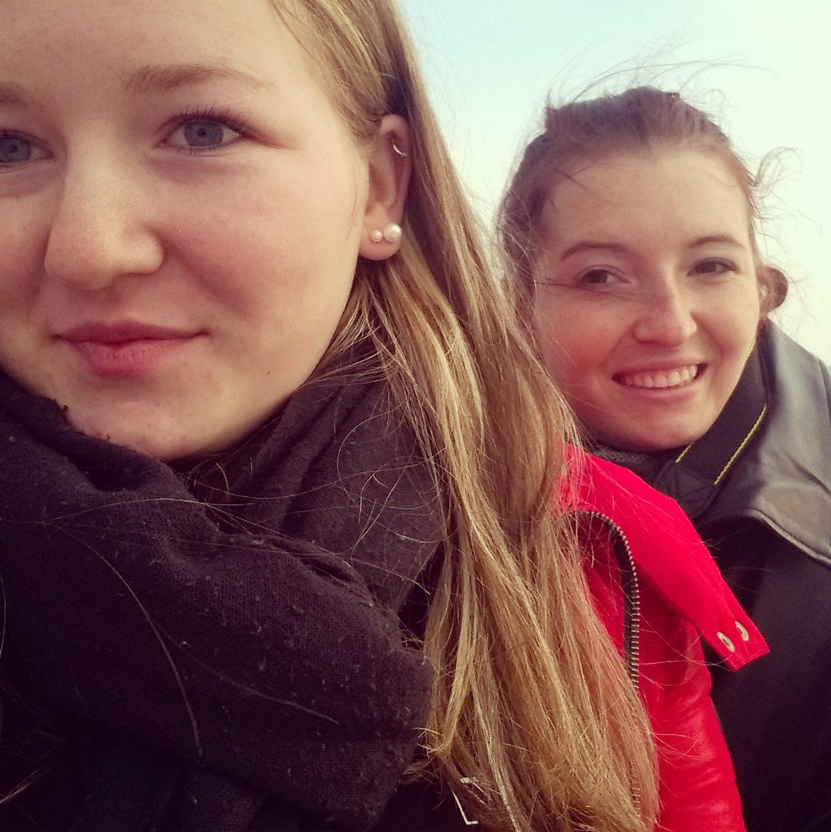 samanthanissa's tweet photo. Allez les gars!! ALLEZ NICE ALLEZ ! 💪🏻❤🖤👸🏼👏🏼 #NHCABDL https://t.co/VShc2epwk7
