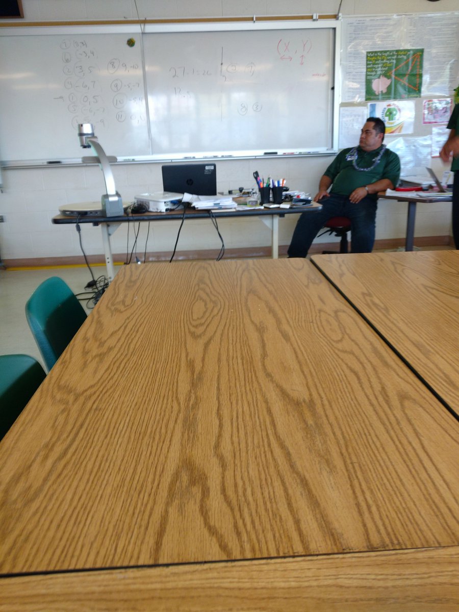CarveiroL's tweet photo. GSuite Leveraging data at KapaaHS. #FRLKauai#menehunefaculty#awesomepresenters#great day https://t.co/mAurxbOzqy