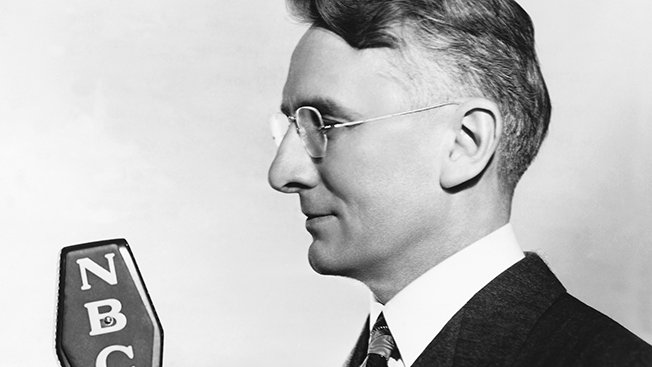 RiseAndGrind___'s tweet photo. Self-Help Godfather Dale Carnegie's Namesake Course Is Rebranding for the 21st Century https://t.co/WLGtvVWP6b https://t.co/xRWJSyf5f2
