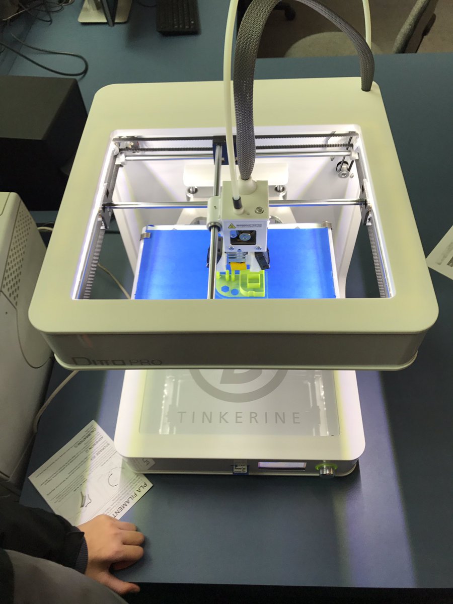 NSS_Hephaestus's tweet image. Got our 3D printer working! #firststeamworks