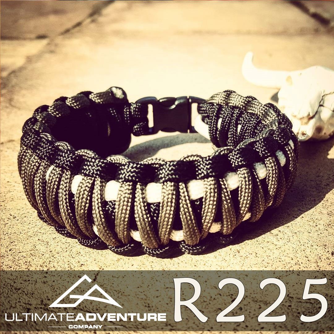 UltimateAdvCo's tweet photo. Black, White and Gray King Cobra #Paracord Bracelet from Ultimate Adventure Company - BUY ONLINE: https://t.co/DFF6pJZ3rD https://t.co/B3hjVTE5rk