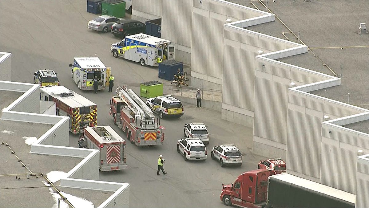 Man pinned under forklift in Vaughan has life-threatening injuries: police 
cp24.com/news/man-pinne…