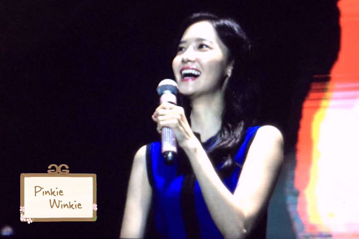 [PIC][13-01-2017]YoonA khởi hành đi Đài Loan để tham dự "THE K2 FANMEETING with YOONA in Taiwan" vào hôm nay C2EB21WUoAAbeWH