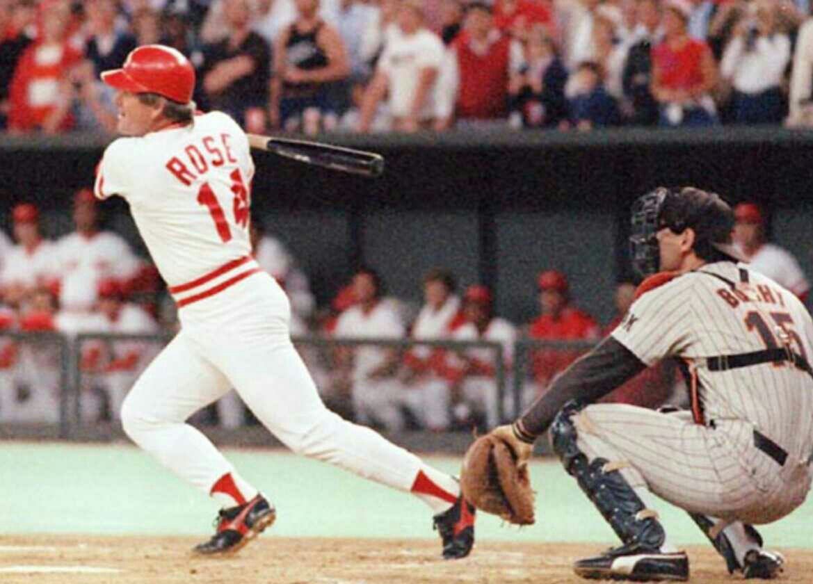 UpdatesBreaking's tweet image. BREAKING: Rose broke Ty Cobb's all-time hits record with his 4,192nd hit, single to left-center field off San Diego Padres pitcher Eric Show