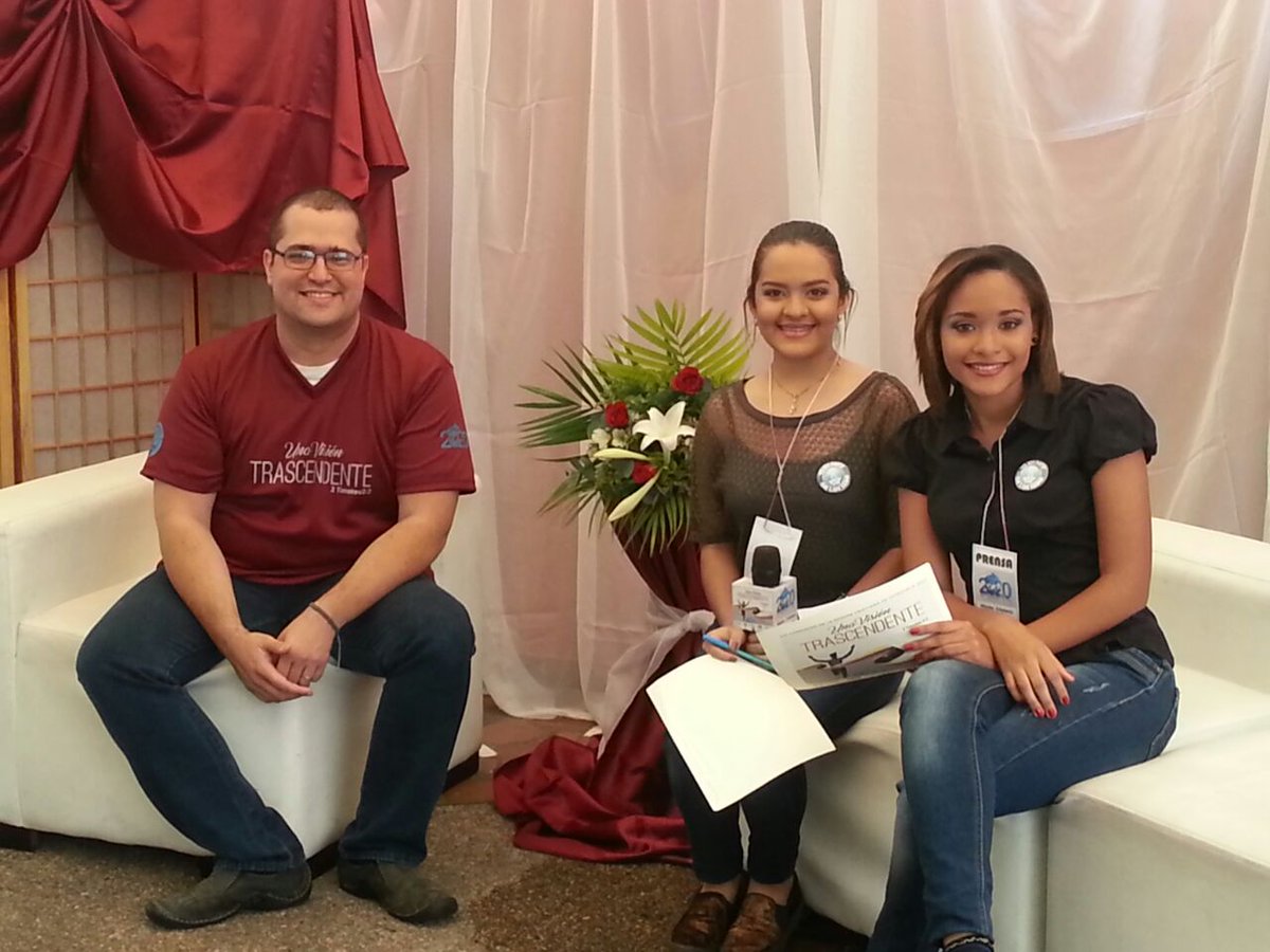 IglesiasMCV's tweet photo. Entrevista Ps Alfredo González, de la Iglesia Impacto.  VIII CONGRESO MCV" UNA VISIÓN TRASCENDENTE" 2017 #trascendente2017 https://t.co/hJzmjxu1iY