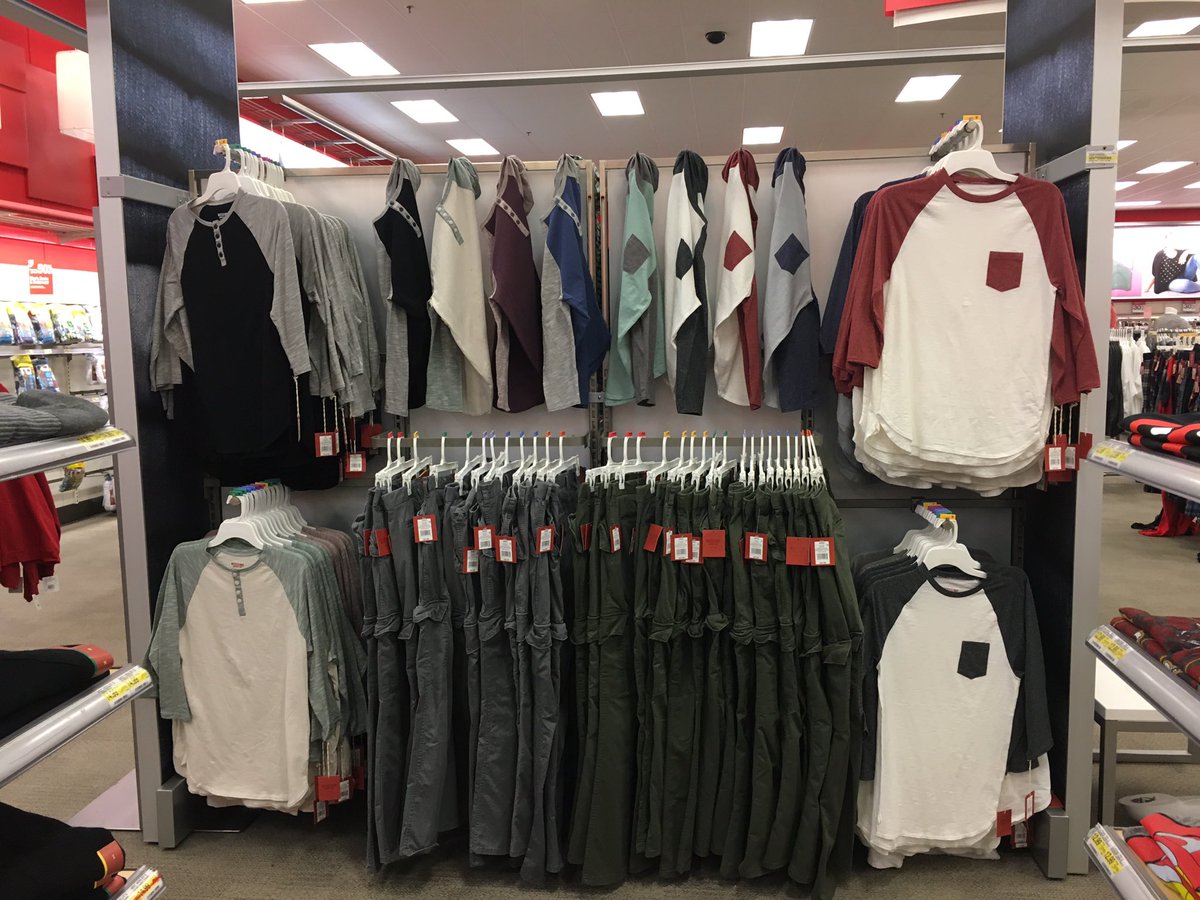 jln_nelson's tweet photo. Created a license shop to drive sales creating outfits for the men shoppers @angelicalynkzn @laren_john  this ones for you https://t.co/PknRCFuCSX
