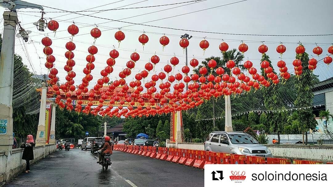 SoloUpdate's tweet photo. Siap-siap kesini! Tunjukkan pesona dan keindahan selfie kamu dengan lampion lampion ini https://t.co/XoJHvAGfDC