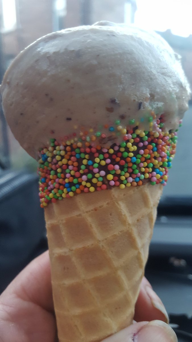 Paulineboardy's tweet photo. @WishFmOfficial @GoldsIceCream ...yummy never too cold for ice cream todays flavour  christmas pud..😊 https://t.co/6inr3yLGg3