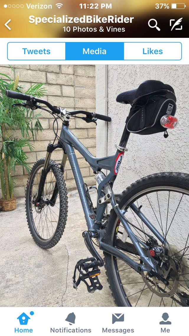 Specialized275's tweet photo. I like to brag about my Specialized Stumpjumper Got it 2005 and still rides like a new bike https://t.co/oEwnq8ruVj